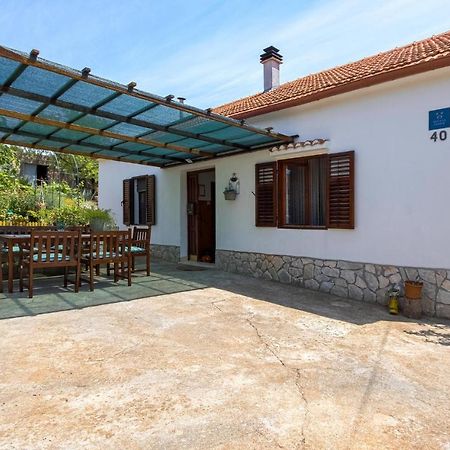 Awesome Home In Zaglav With Wifi エクステリア 写真